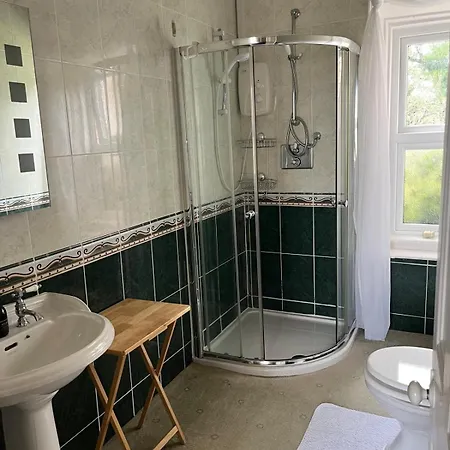 Dernacally House And Bed & Breakfast 3*